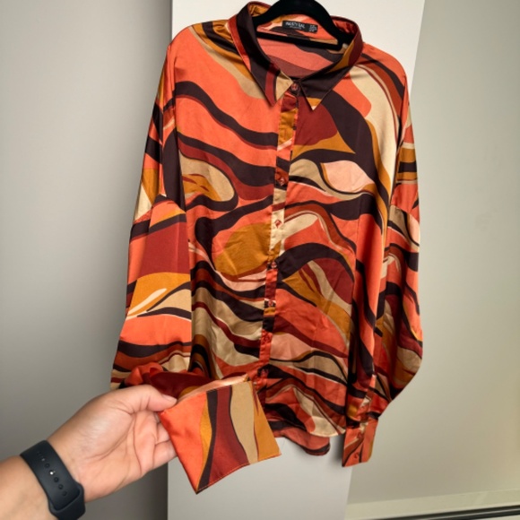 Nastygal Abstract Orange Shirt - Picture 2 of 6